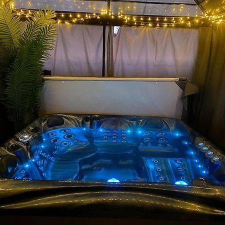 Apartmán Secret Gem 1 Bed Garden Flat Private Luxury Hot Tub Bournemouth Exteriér fotografie