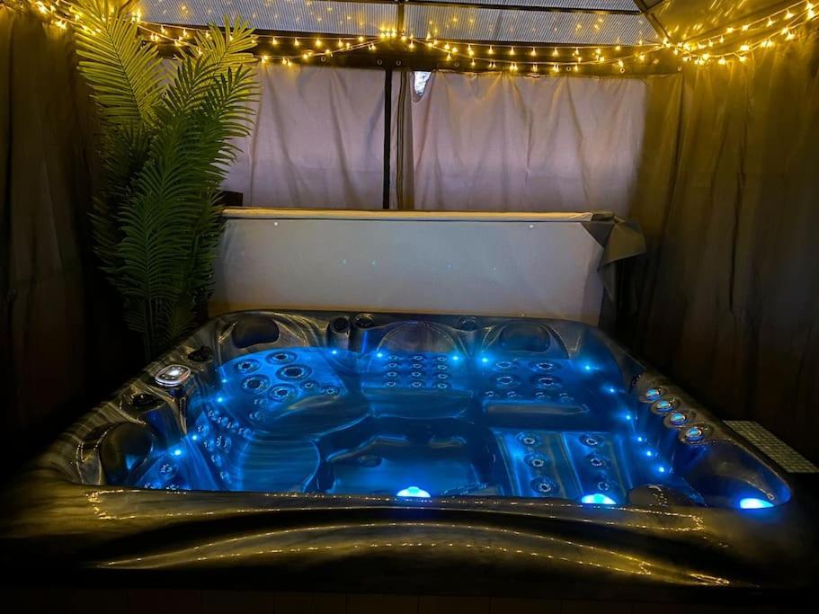 Apartmán Secret Gem 1 Bed Garden Flat Private Luxury Hot Tub Bournemouth Exteriér fotografie